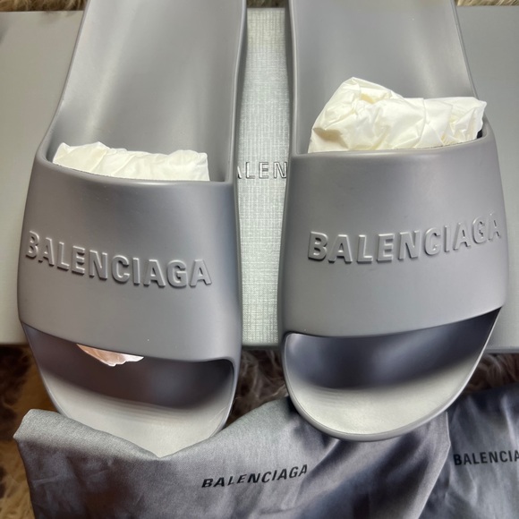Balenciaga Gray Women’s Slides - Picture 1 of 9